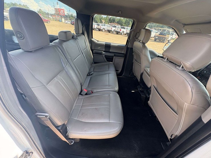2018-ford-f150-xlt-image-24