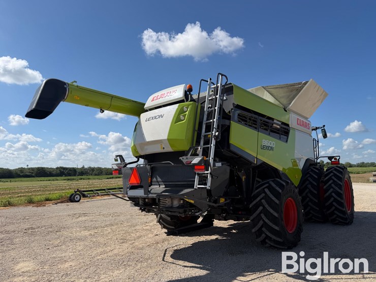 2022-claas-lexion-8600-image-4