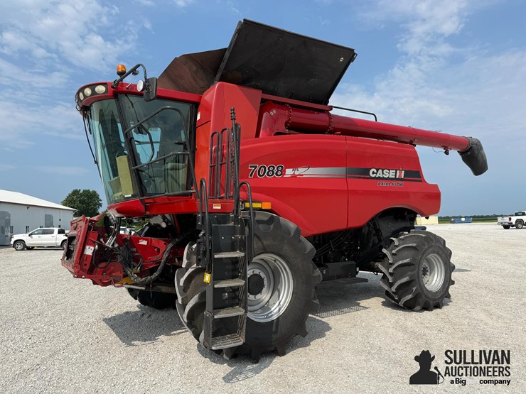 case-ih-7088-image-1