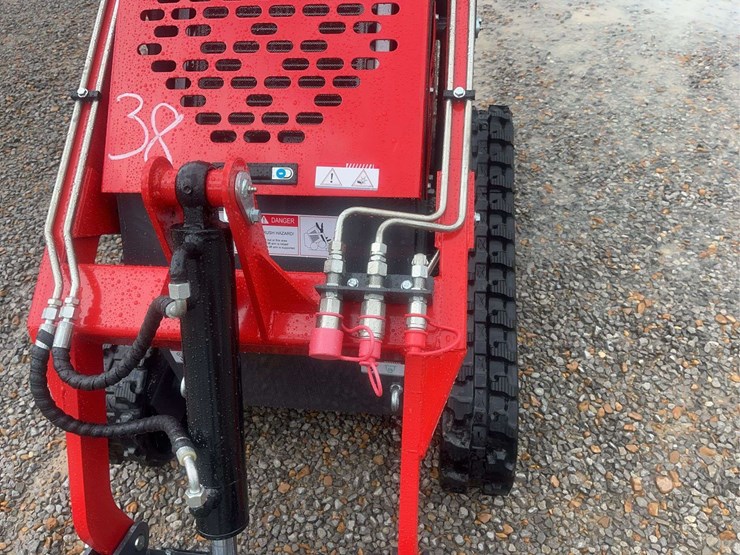 agt-skid-steer-loader-image-9
