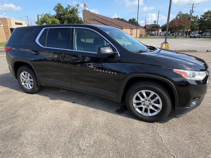 2020-chevrolet-traverse-image-4