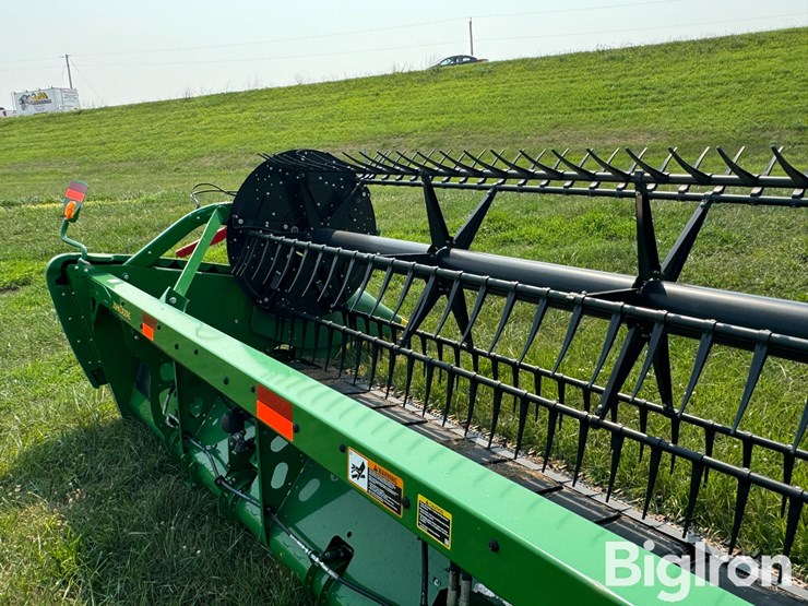 2019-john-deere-745fd-image-19