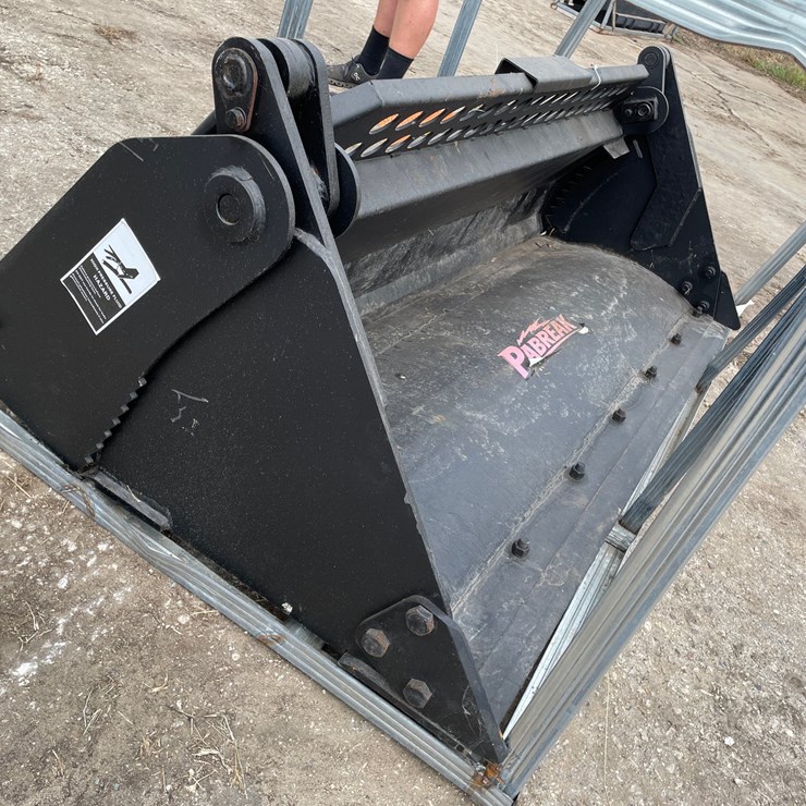 #9788 • Pabreak 72" Skid Steer 4-in-1 Bucket Attachment
