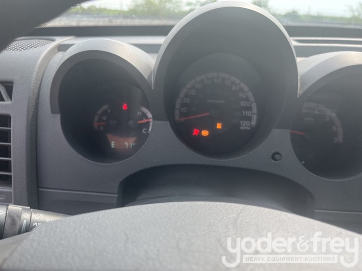 2008-dodge-nitro-image-19