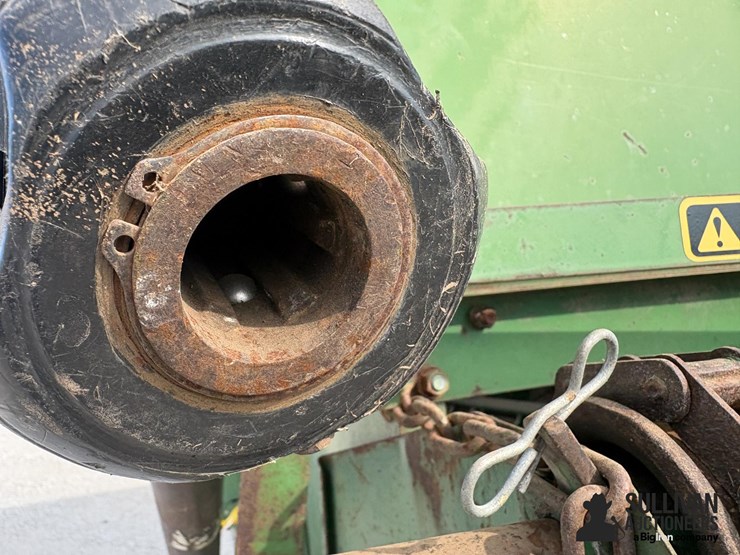 john-deere-716-image-11