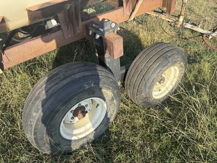 950-gallon-sprayer-image-3