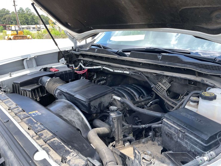 2021-chevrolet-silverado-3500-image-7