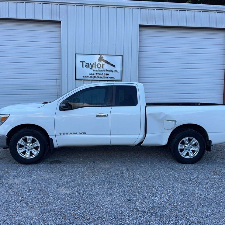 2018 NISSAN TITAN
