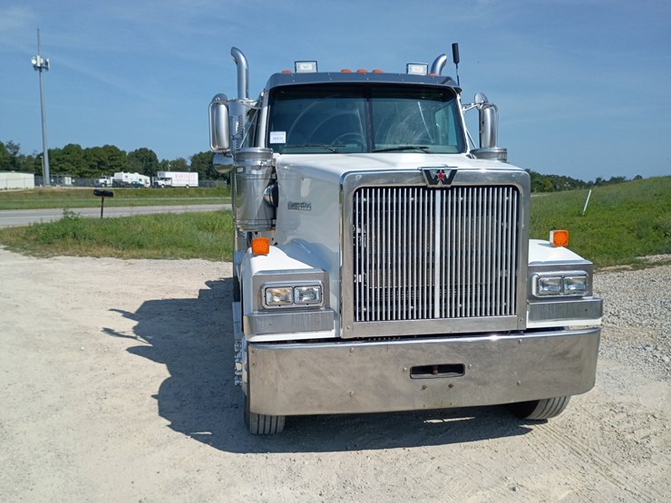 2014-western-star-4900-image-14