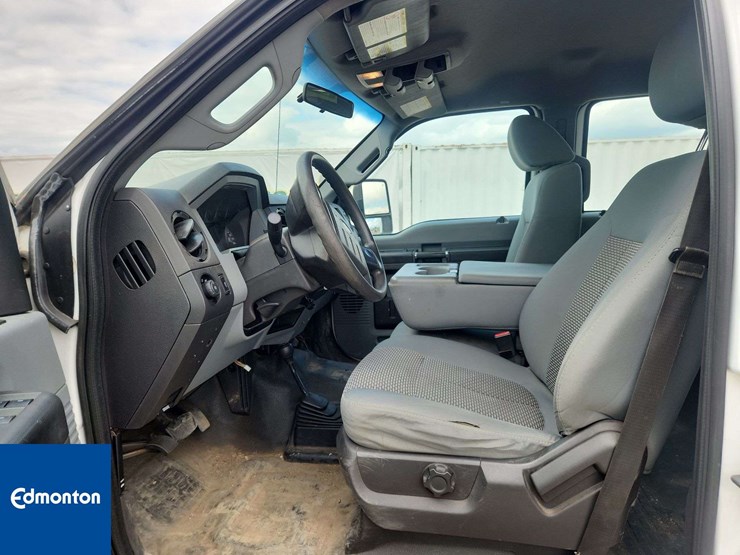 2011-ford-f350-image-14