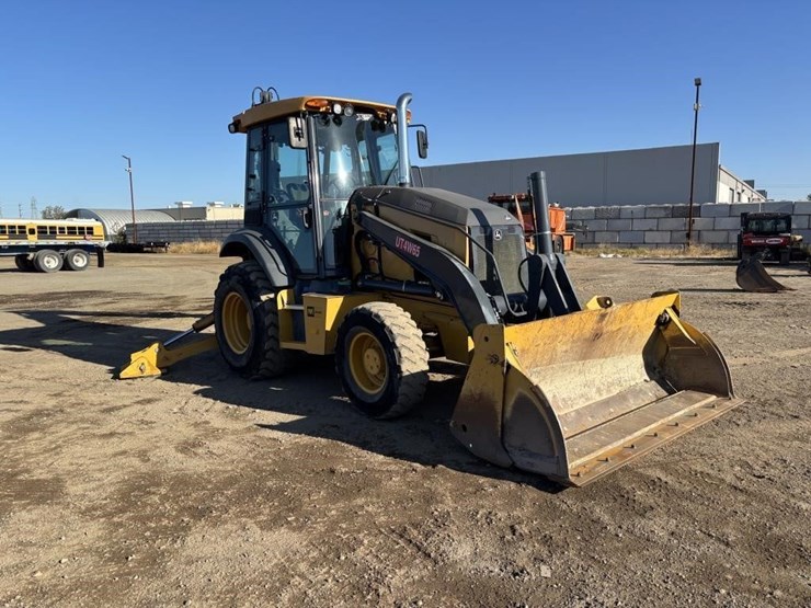 2020-john-deere-2020-image-2