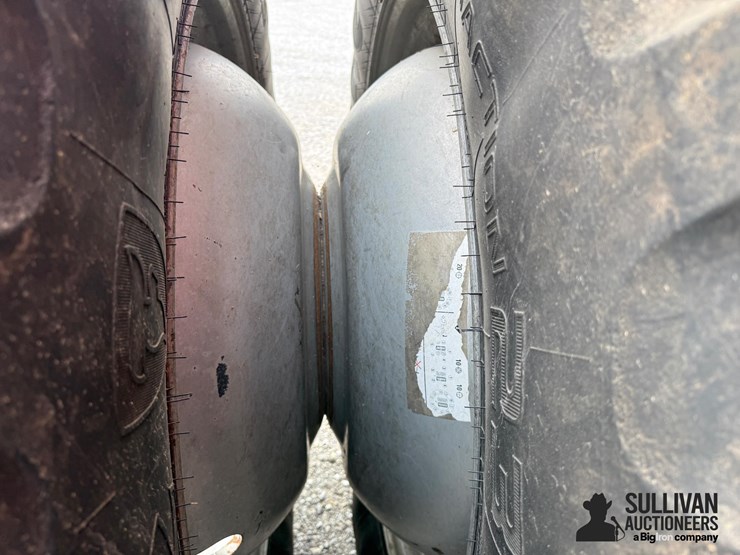 2016-case-ih-8240-image-13