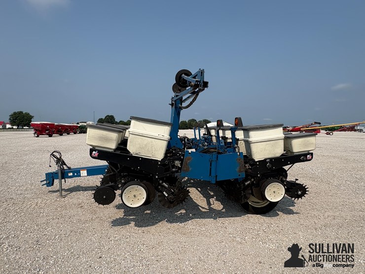 kinze-3200-image-8