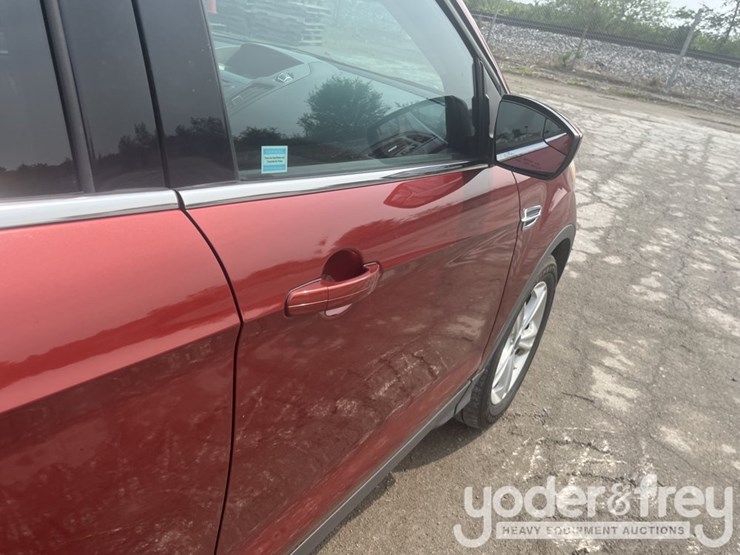 2014-ford-escape-image-29