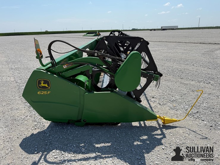 2012-john-deere-625f-image-4