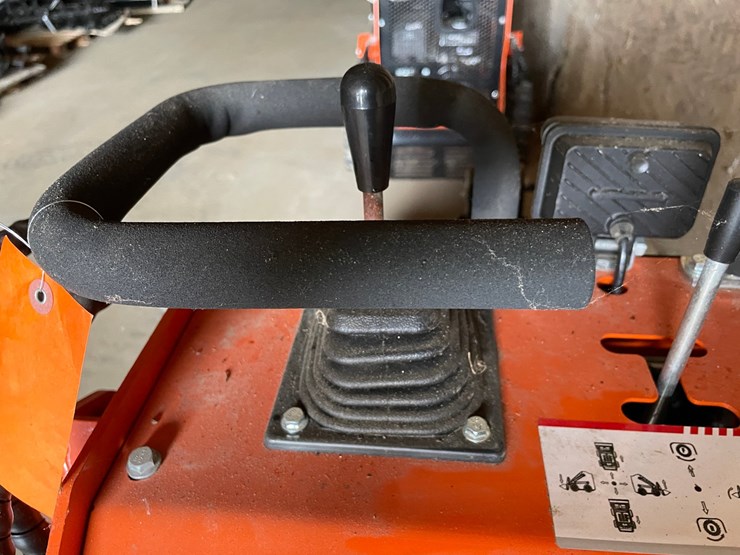 #9727-•-future-mini-skid-steer-loader-image-11
