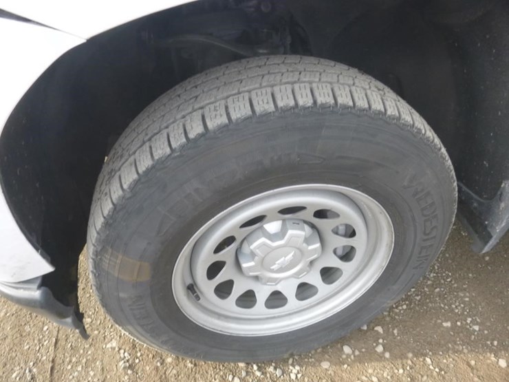 2019-chevrolet-1500-image-11