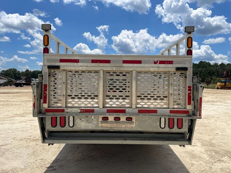 2020-chevrolet-silverado-3500-image-6