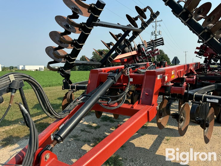 2013-case-ih-870-disc-ripper-image-10