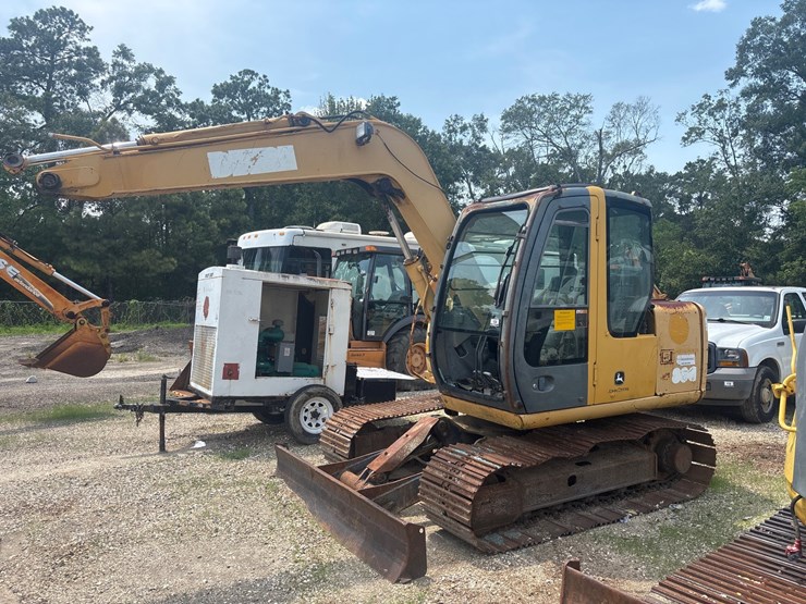 2003-deere-80c-image-1