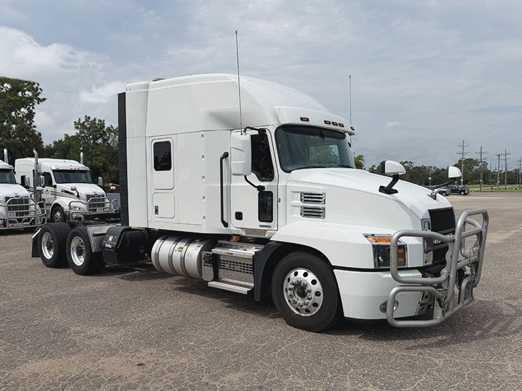 2023-mack-anthem-image-1