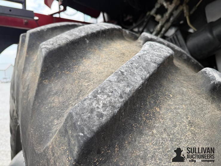 2016-case-ih-8240-image-14