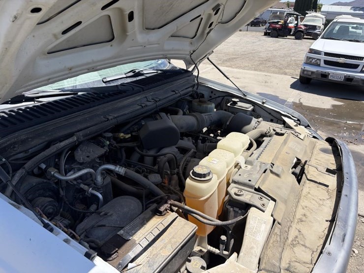 2004-ford-f350-image-9