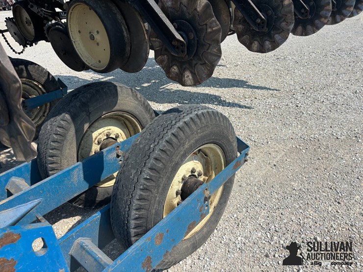 kinze-2600-image-19