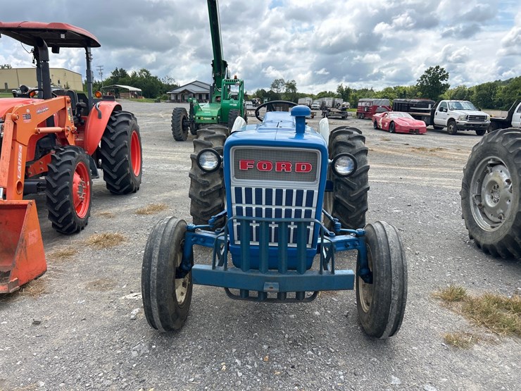 ford-3000-image-2