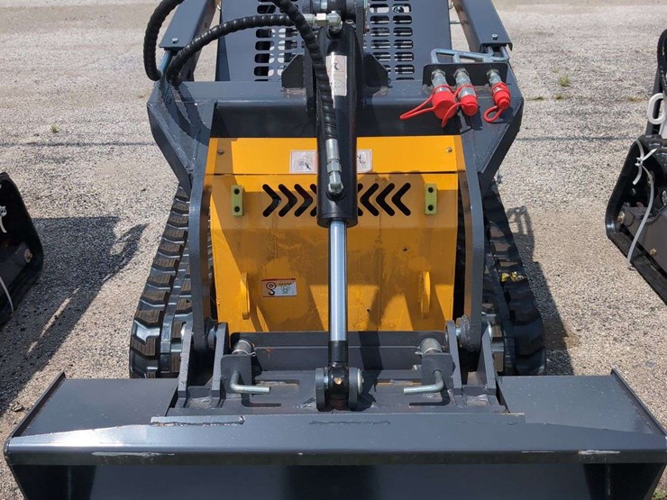 zjg-mini-skid-steer-loader-zj-380-(yellow)---15hp-image-2