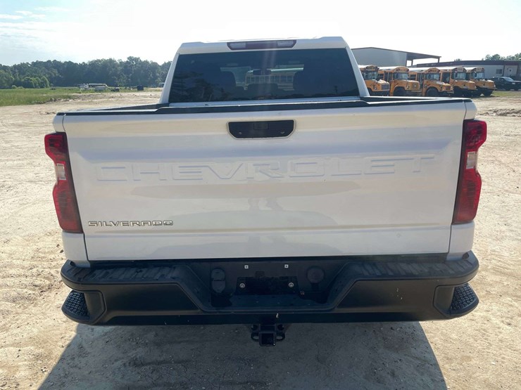 2019-chevrolet-silverado-1500-image-6
