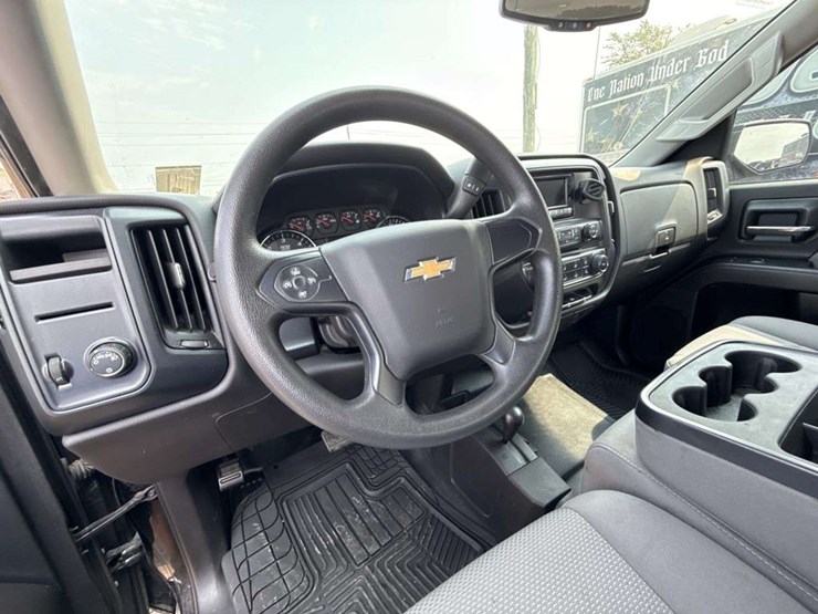 2015-chevrolet-silverado-1500-image-11