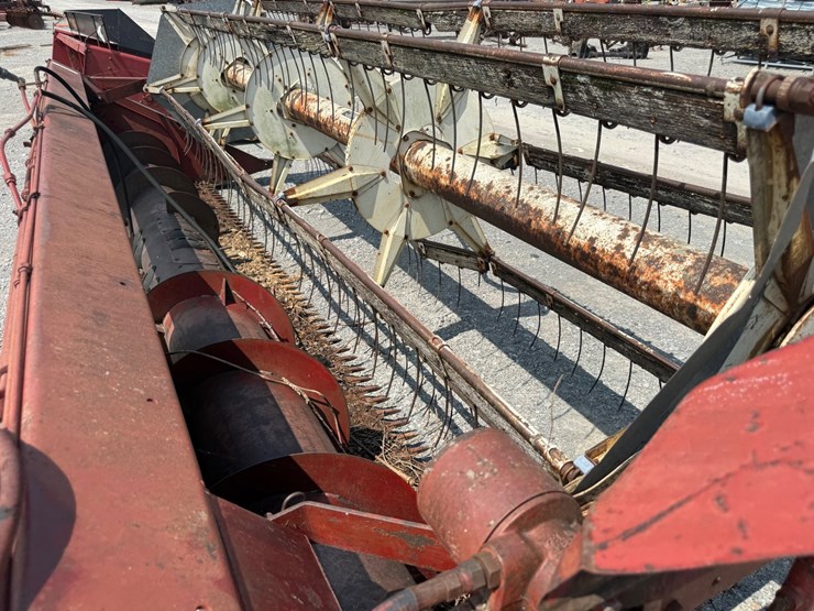 case-ih-810-image-5