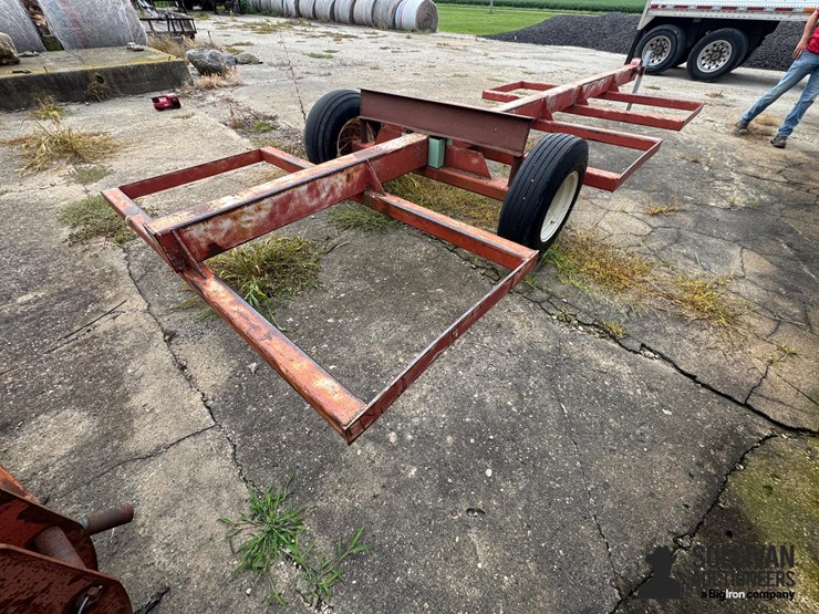s/a-round-bale-hauler-image-5