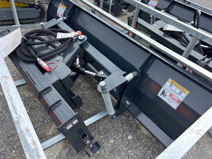 #15-•-84”-hydraulic-skid-steer-blade-image-4