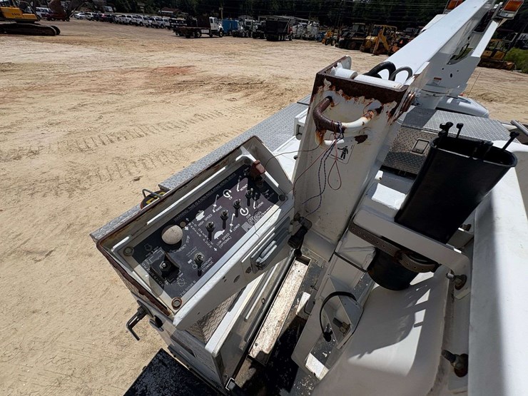 2012-altec-at200a-image-40