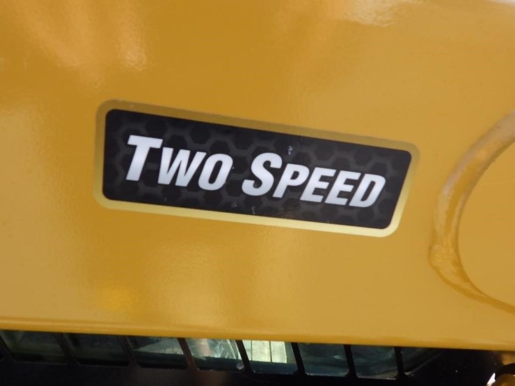 2014-caterpillar-226d3-image-22