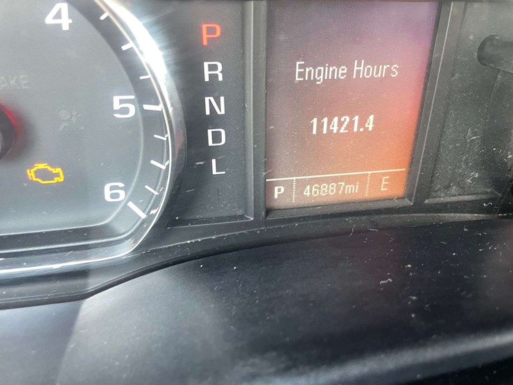 2017-chevrolet-silverado-1500-image-26
