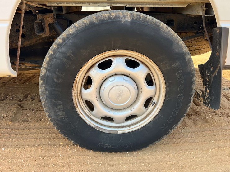2011-ford-f150-image-13