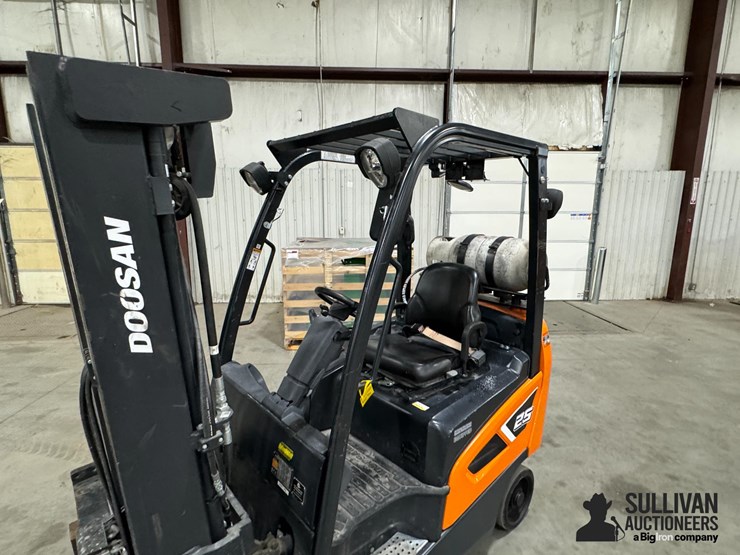 2019-doosan-gc25s-9-image-9