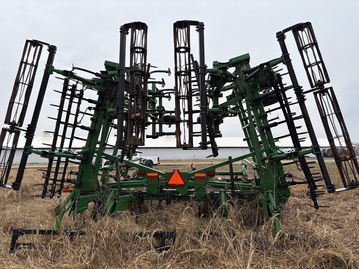 2007-john-deere-2210-image-7