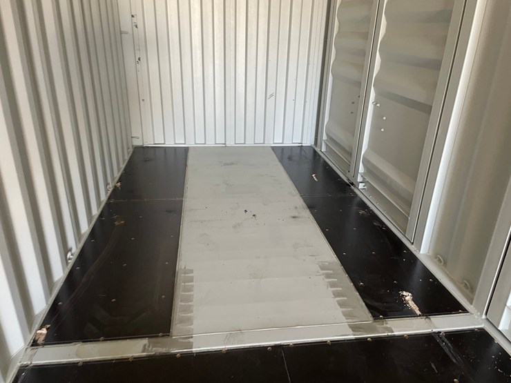 #400-•-single-use-40'-high-cube-shipping-container-image-16
