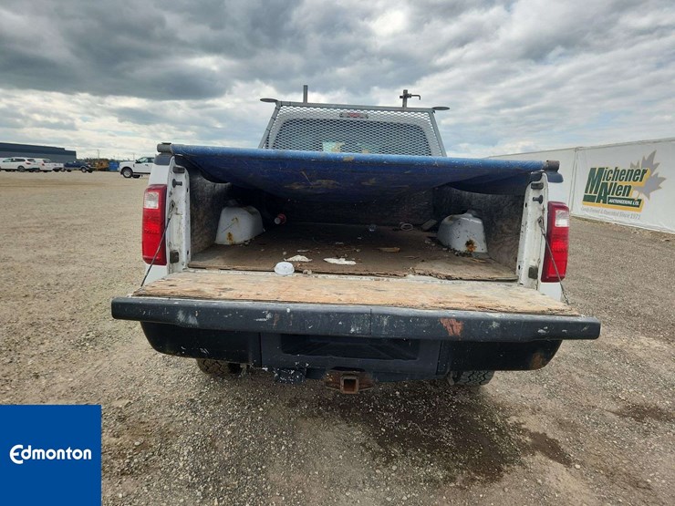 2011-ford-f350-image-16