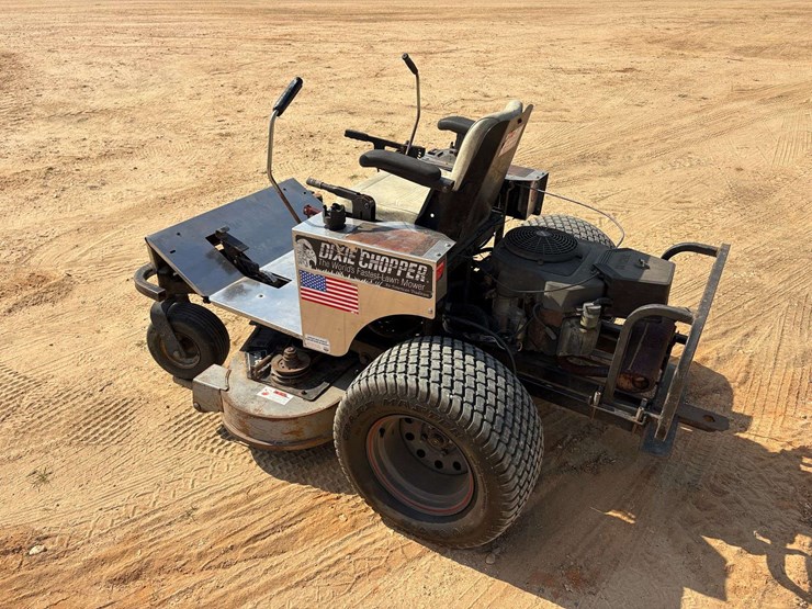 dixie-chopper-50"-zero-turn-lawn-mower-image-2