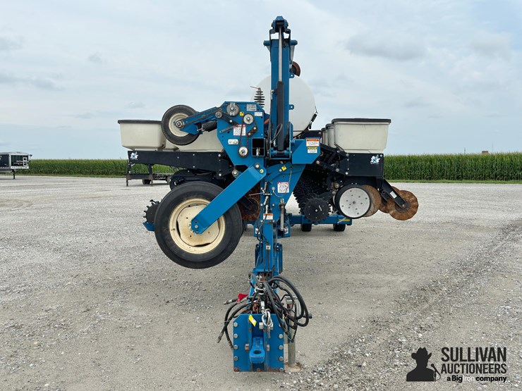 2008-kinze-3600-image-2