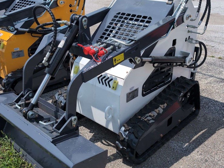 zjg-mini-skid-steer-loader-zj-380-(white)---15hp-image-5
