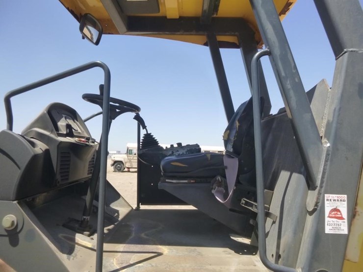 2012-bomag-bw213pdh-40-image-7