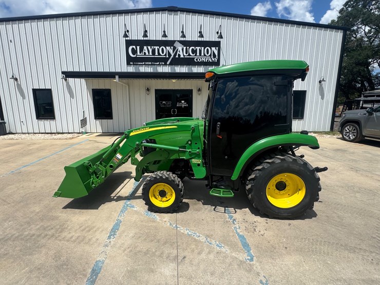 john-deere-3520-image-11