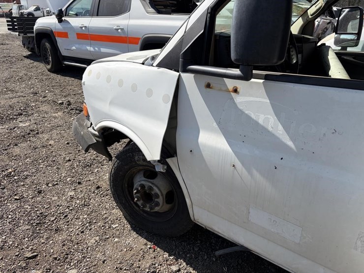 2006-chevrolet-express-g3500-image-5