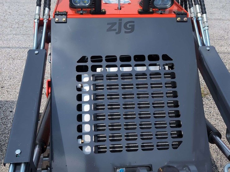 zjg-mini-skid-steer-loader-zj-380-(red)---15hp-image-3
